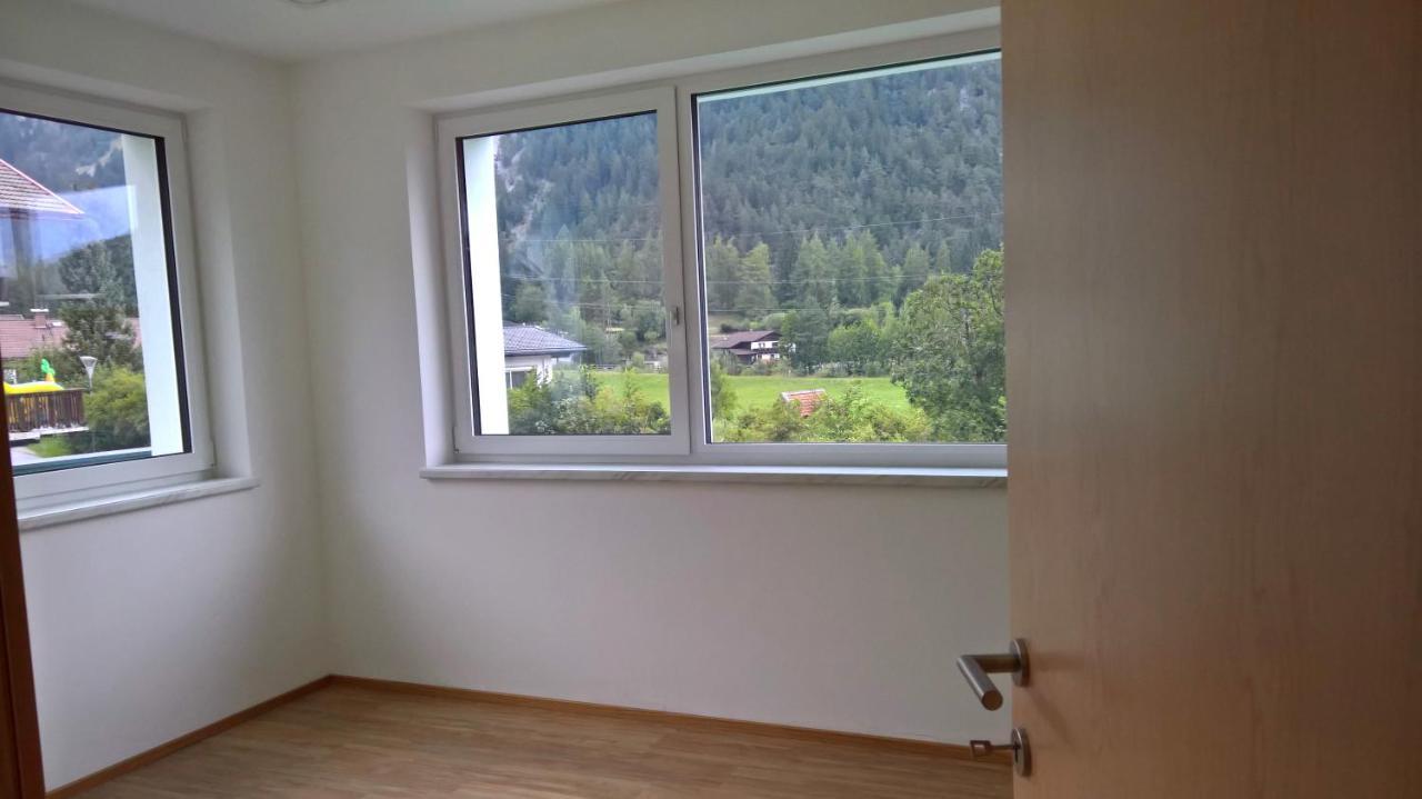 Apartment Im Haus Mit Herz Nassereith Eksteriør billede